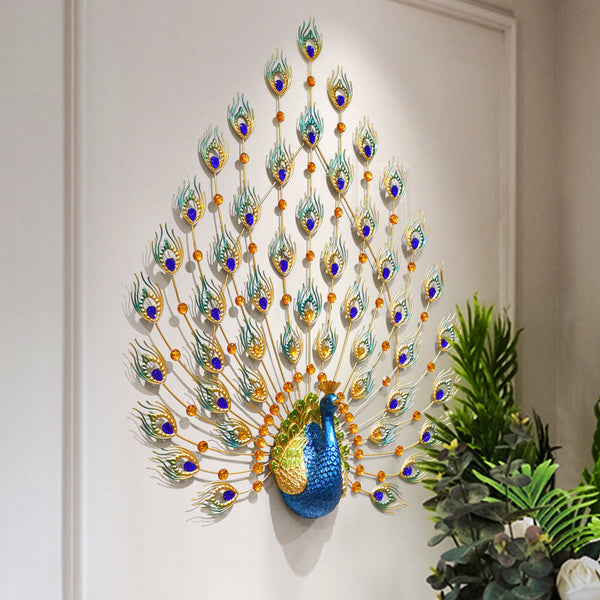 Creative Peacock Wall Hanging In The Living RoomProduct information:
 


 Material: Iron+Resin
 
 Size: 97cm * 76cm
 
 Space: living room, study, restaurant, entrance, commercial space


 


 Features:


 1. Adopt0nullLofineCreative Peacock Wall Hanging